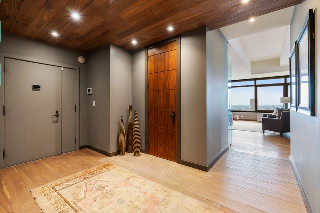 175 E Delaware Place 9210, Chicago, IL 60611