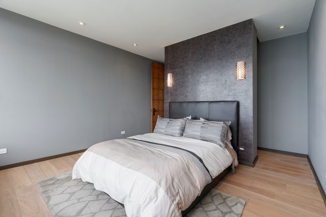 175 E Delaware Place 9210, Chicago, IL 60611