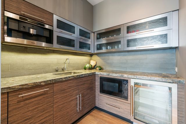 175 E Delaware Place 9210, Chicago, IL 60611