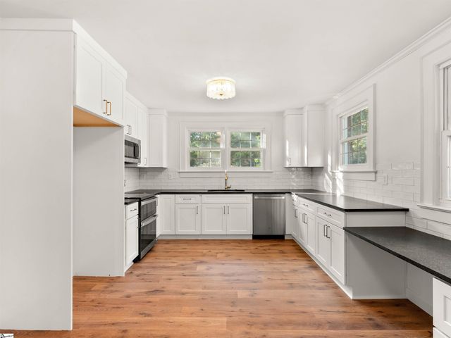 1429 E Calhoun Street, Anderson, SC 29621