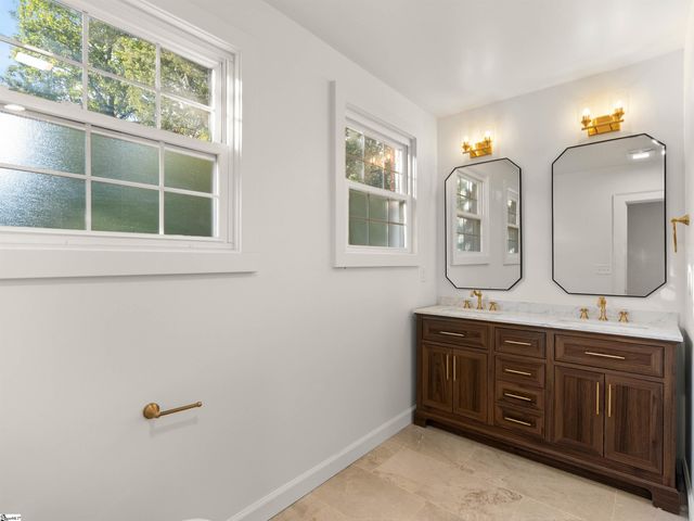 1429 E Calhoun Street, Anderson, SC 29621