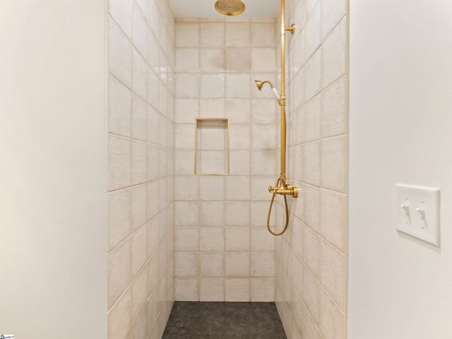 1429 E Calhoun Street, Anderson, SC 29621