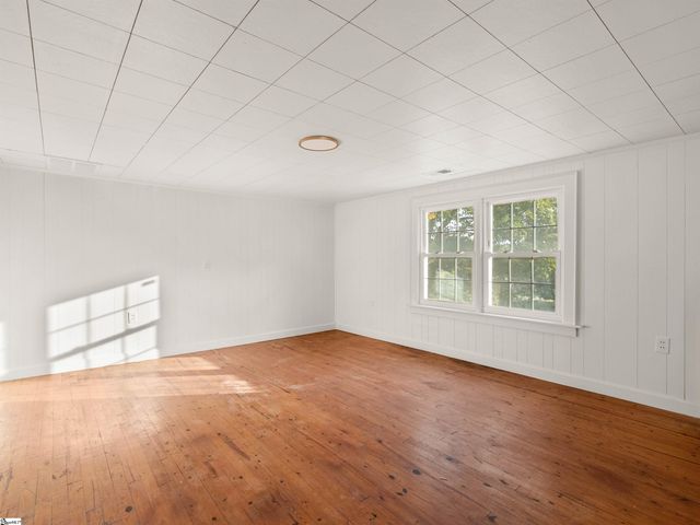 1429 E Calhoun Street, Anderson, SC 29621