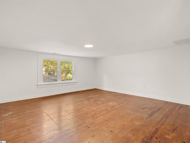 1429 E Calhoun Street, Anderson, SC 29621