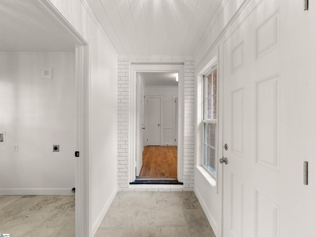 1429 E Calhoun Street, Anderson, SC 29621