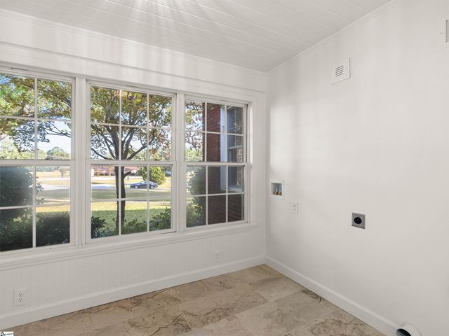 1429 E Calhoun Street, Anderson, SC 29621