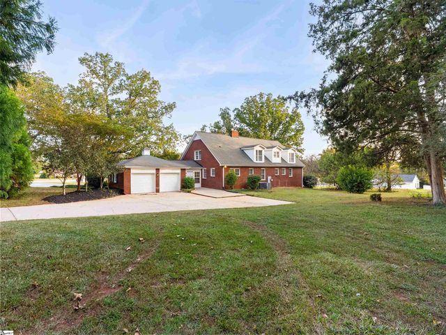 1429 E Calhoun Street, Anderson, SC 29621