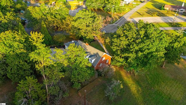 1429 E Calhoun Street, Anderson, SC 29621