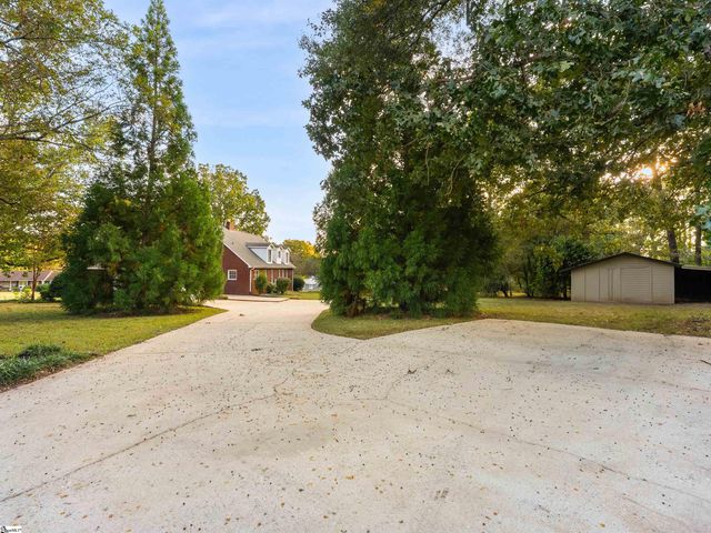 1429 E Calhoun Street, Anderson, SC 29621