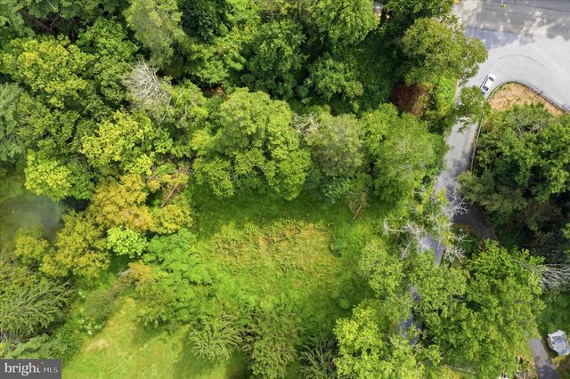 811 CRUM CREEK RD, Media, PA 19063