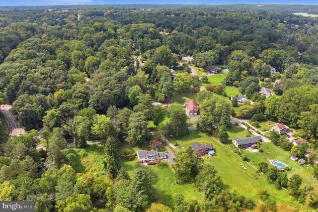811 CRUM CREEK RD, Media, PA 19063