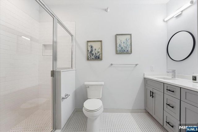 660 Bloomfield Avenue 405, Bloomfield, NJ 07003