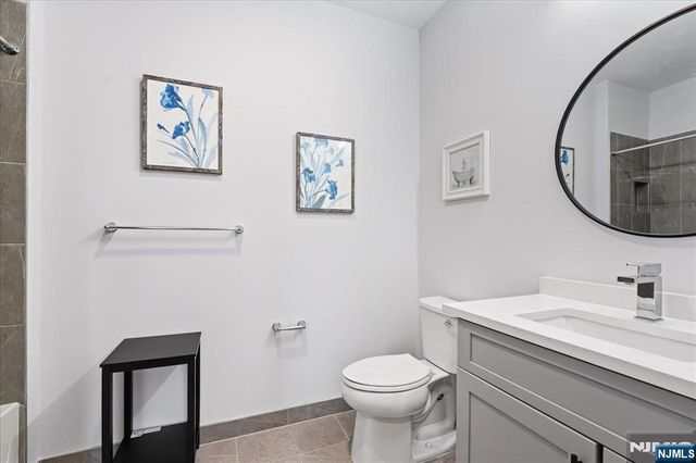 660 Bloomfield Avenue 405, Bloomfield, NJ 07003