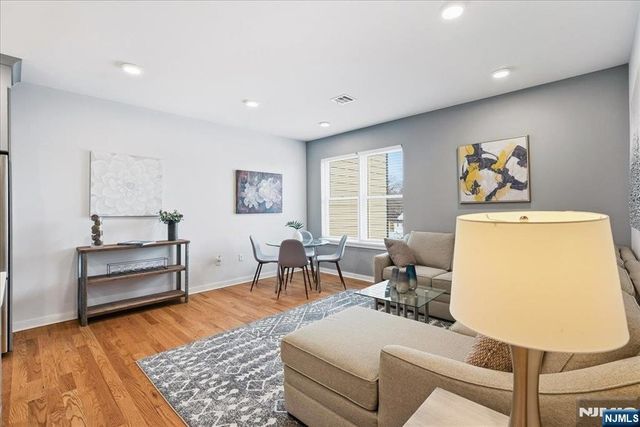 660 Bloomfield Avenue 405, Bloomfield, NJ 07003