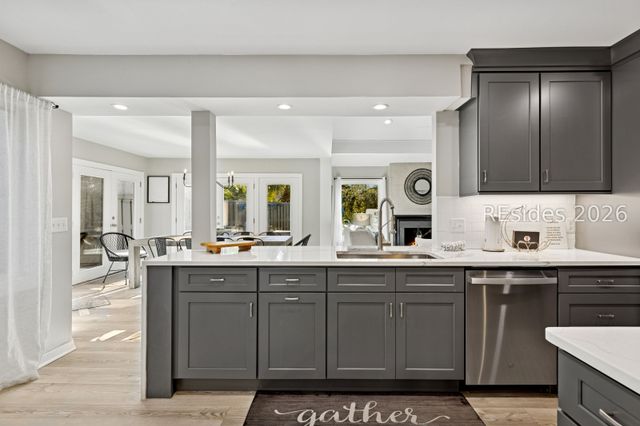 8 Windjammer Ct, Hilton Head Island, SC 29928