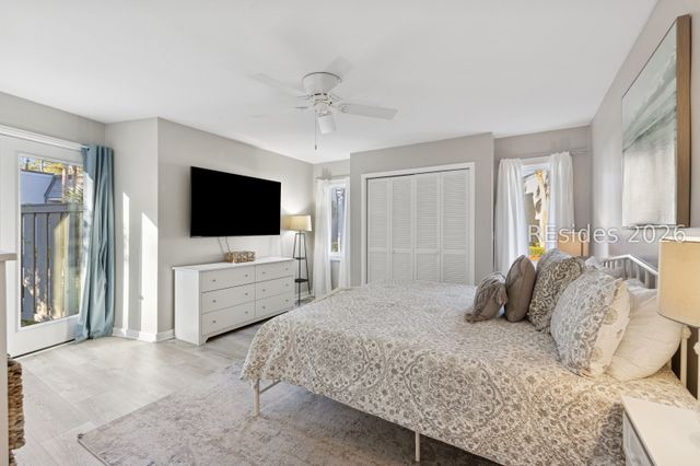 8 Windjammer Ct, Hilton Head Island, SC 29928