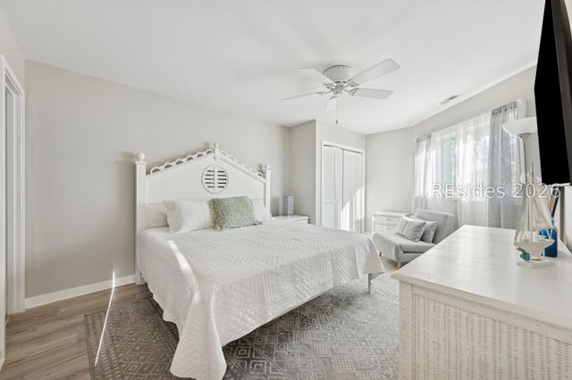 8 Windjammer Ct, Hilton Head Island, SC 29928