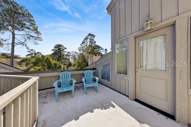8 Windjammer Ct, Hilton Head Island, SC 29928