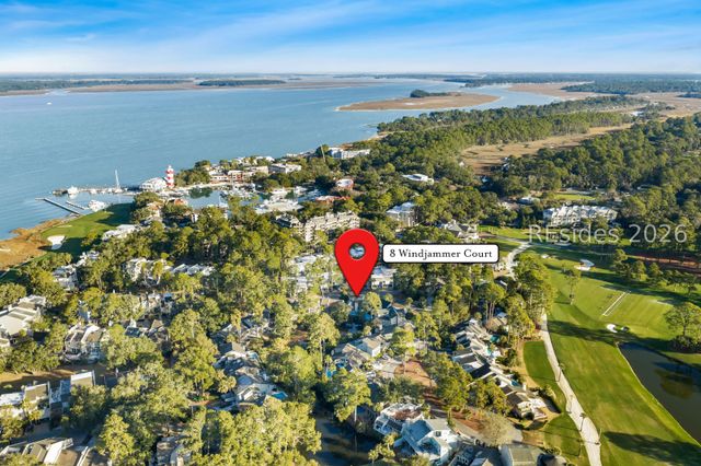 8 Windjammer Ct, Hilton Head Island, SC 29928