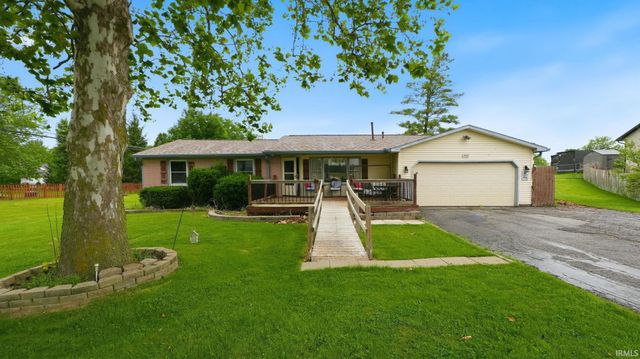 4626 W California Road, Fort Wayne, IN 46818