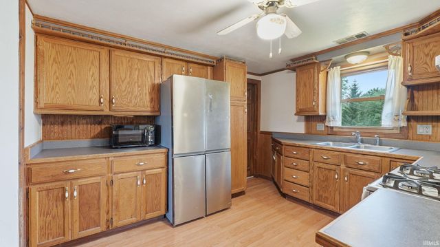 4626 W California Road, Fort Wayne, IN 46818