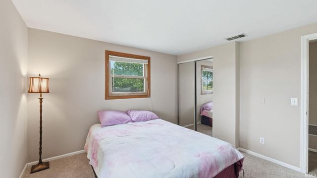 4626 W California Road, Fort Wayne, IN 46818