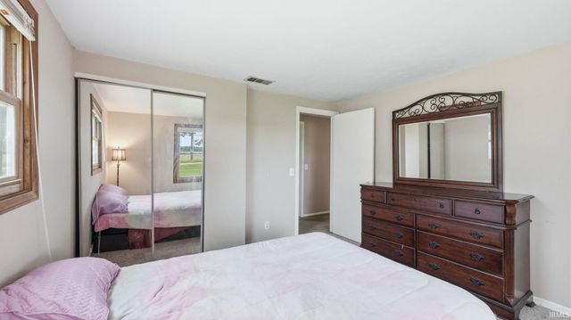 4626 W California Road, Fort Wayne, IN 46818