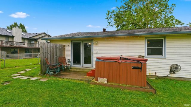 4626 W California Road, Fort Wayne, IN 46818