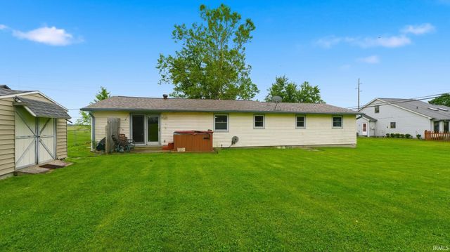 4626 W California Road, Fort Wayne, IN 46818