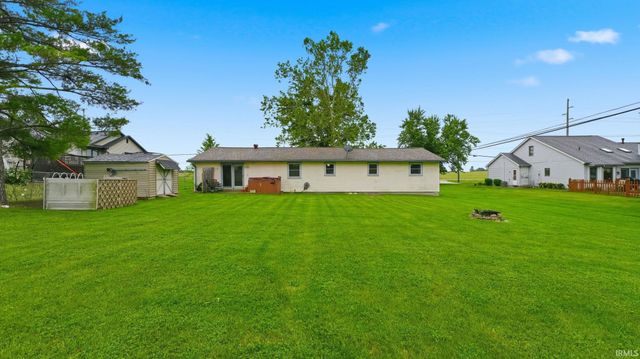4626 W California Road, Fort Wayne, IN 46818