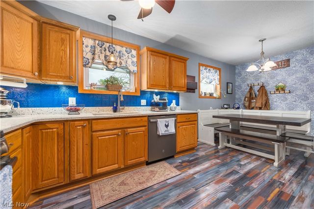 640 W Martin Avenue, Amherst, OH 44001