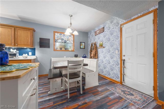 640 W Martin Avenue, Amherst, OH 44001