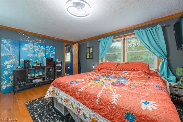 640 W Martin Avenue, Amherst, OH 44001