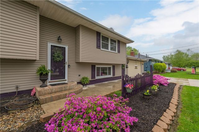 640 W Martin Avenue, Amherst, OH 44001