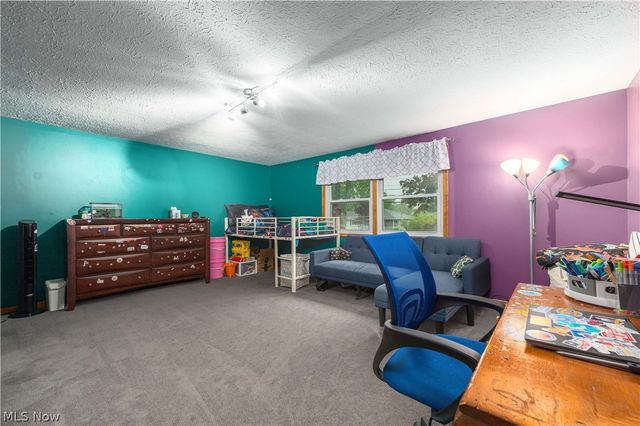 640 W Martin Avenue, Amherst, OH 44001