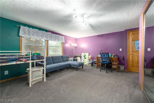 640 W Martin Avenue, Amherst, OH 44001