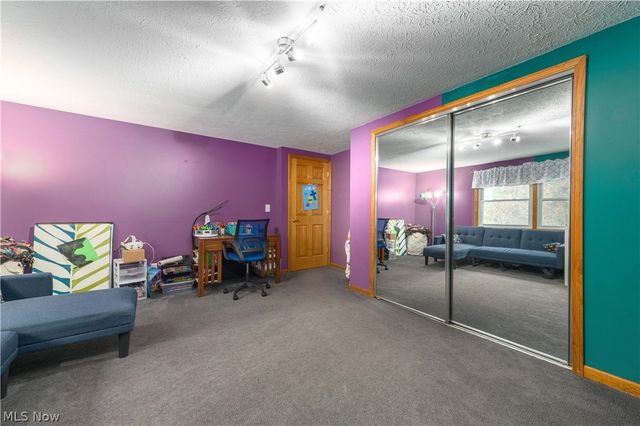 640 W Martin Avenue, Amherst, OH 44001