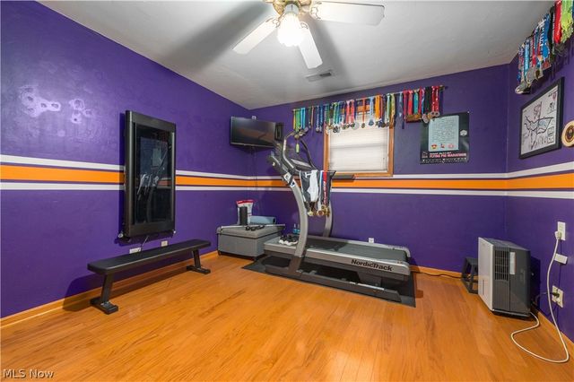 640 W Martin Avenue, Amherst, OH 44001