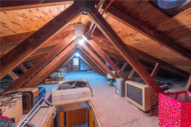640 W Martin Avenue, Amherst, OH 44001