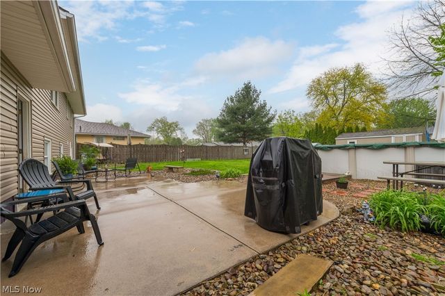 640 W Martin Avenue, Amherst, OH 44001