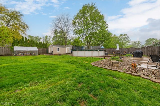 640 W Martin Avenue, Amherst, OH 44001