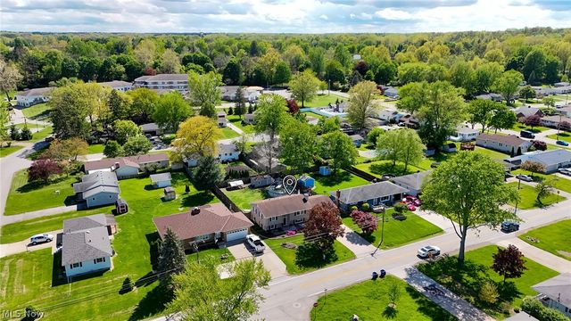 640 W Martin Avenue, Amherst, OH 44001
