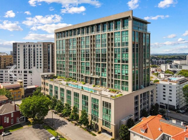 900 20th Ave S Apt 612, Nashville, TN 37212