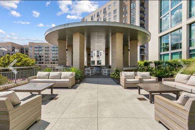900 20th Ave S Apt 612, Nashville, TN 37212