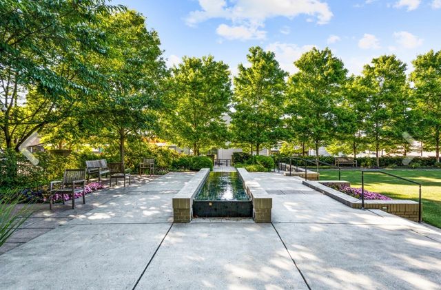 900 20th Ave S Apt 612, Nashville, TN 37212