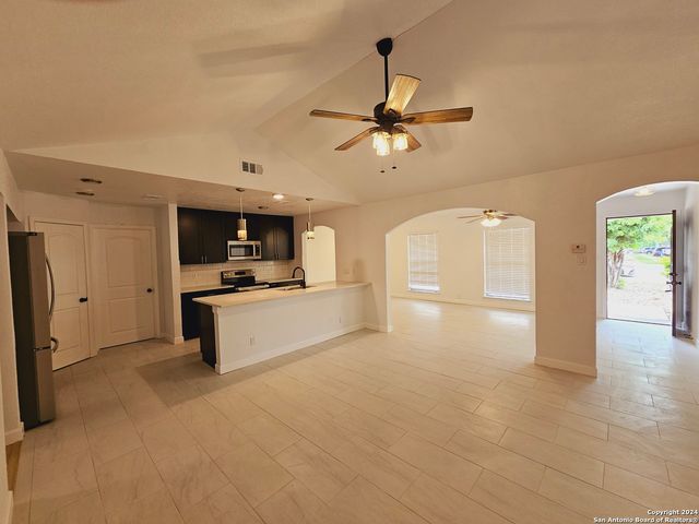 6700 YELLOW ROSE ST, San Antonio, TX 78238