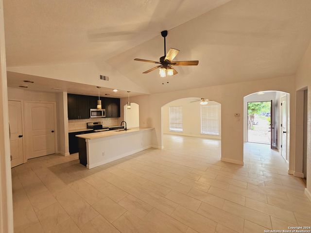 6700 YELLOW ROSE ST, San Antonio, TX 78238