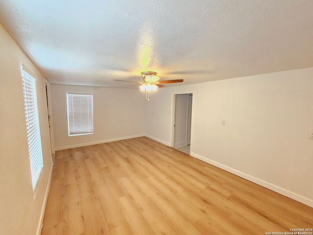 6700 YELLOW ROSE ST, San Antonio, TX 78238