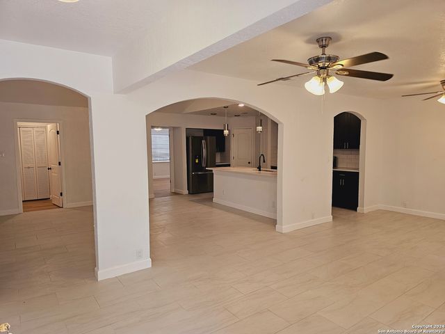 6700 YELLOW ROSE ST, San Antonio, TX 78238