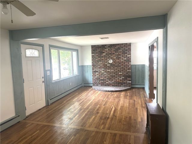 59 Arnold Road, Coventry, RI 02816